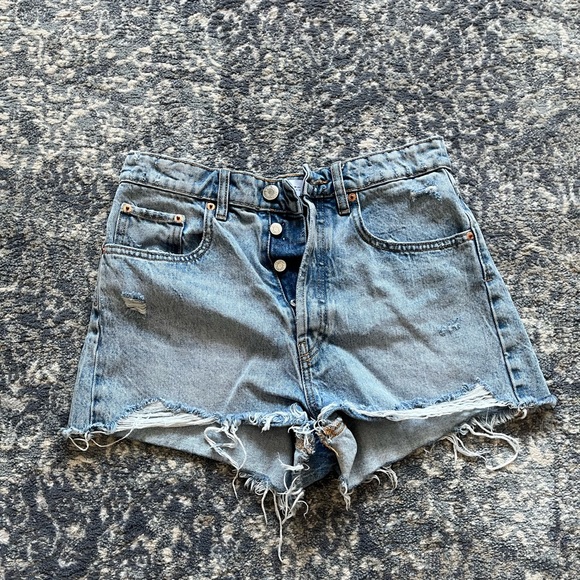 Zara Shorts - Picture 2 of 2